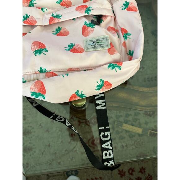 MIRLEWAIY Girl's Pink Strawberry Print School Backpack Bag - Picture 6 of 10
